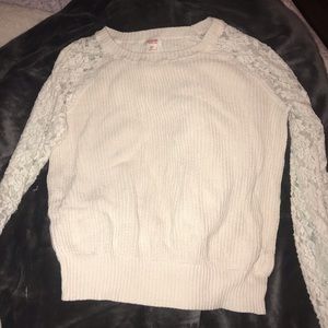 White MOSSIMO sweater size S/P